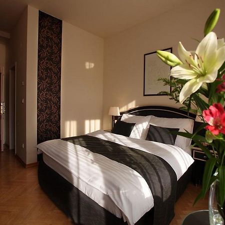 Vesta Domus Hotel Rome Room photo